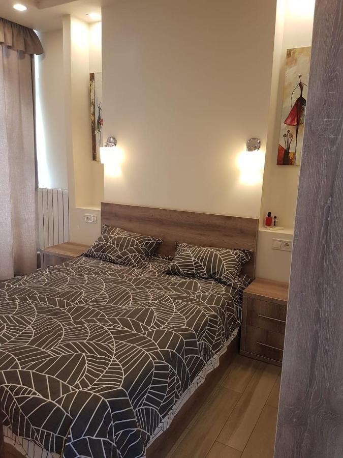 Apartment Magnolia Batumi Exteriör bild